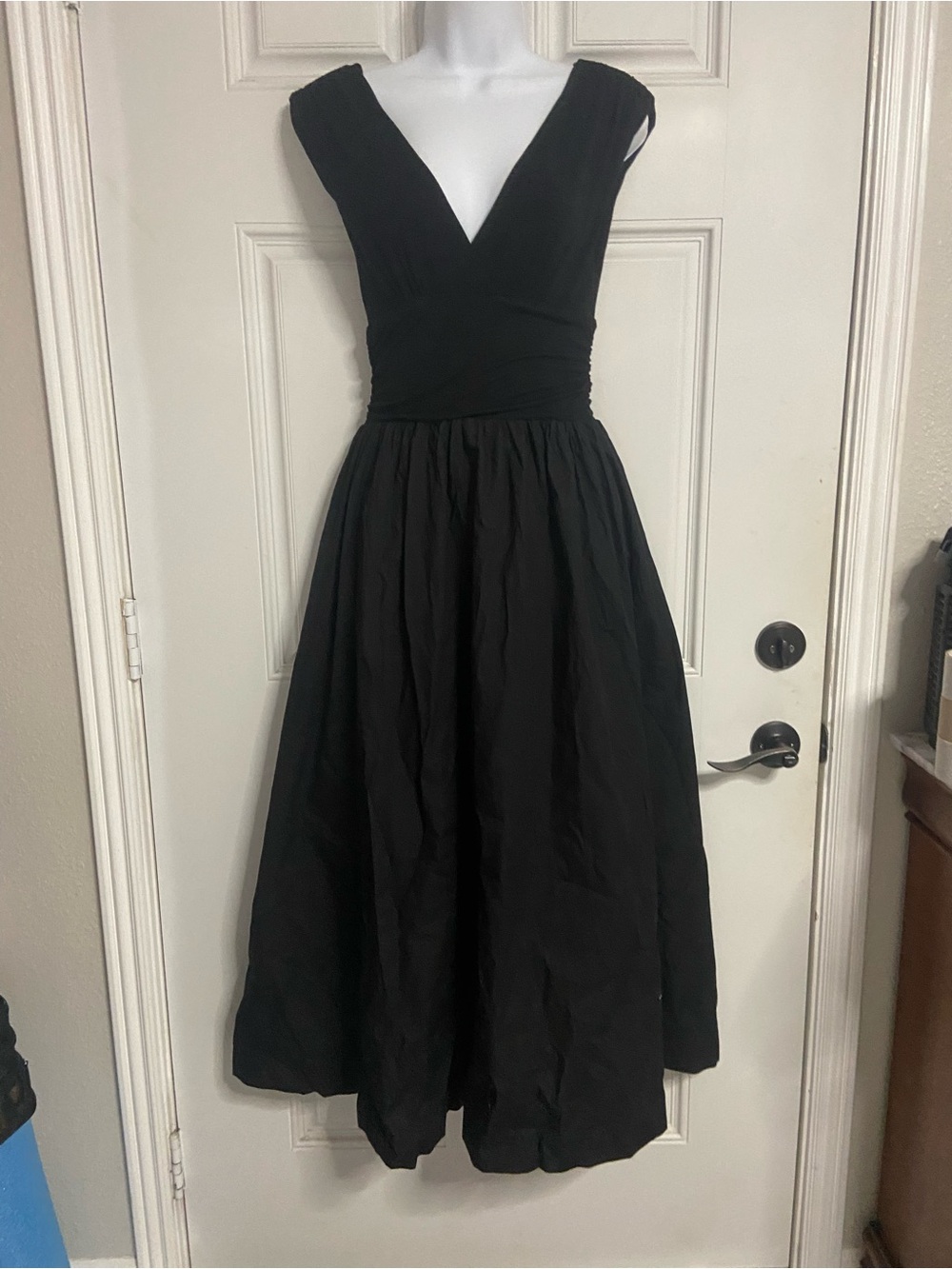 D3- EN SAISON Black Surplice PROM HOMECOMING PARTY Fit & Flare Midi Dress